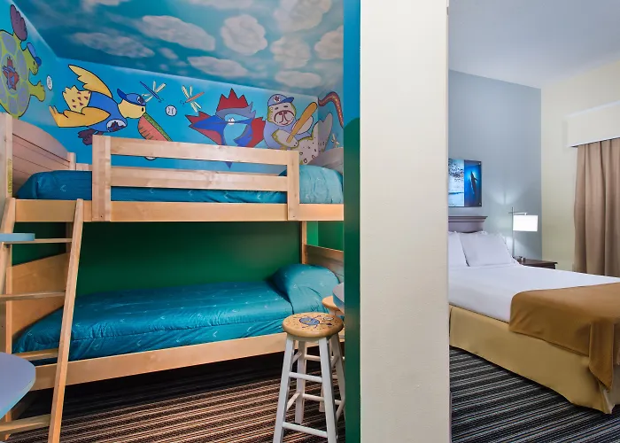 Holiday Inn Express & Suites Clearwater North/Dunedin